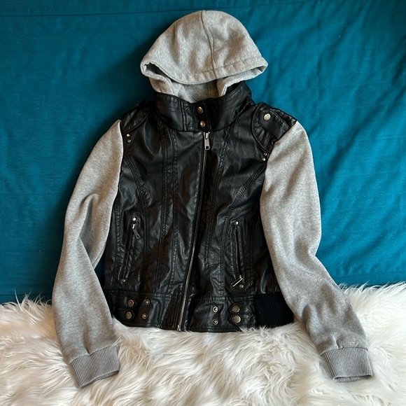 Faux Leather Biker Hoodie Combo Jacket Junior's Size L - Picture 1 of 16